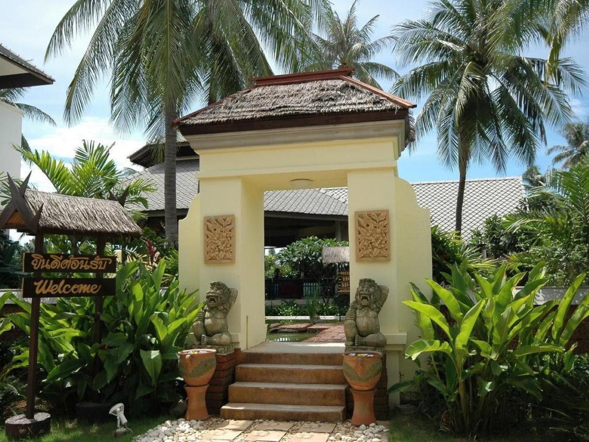Golden Pine Beach Resort Pranburi Buitenkant foto